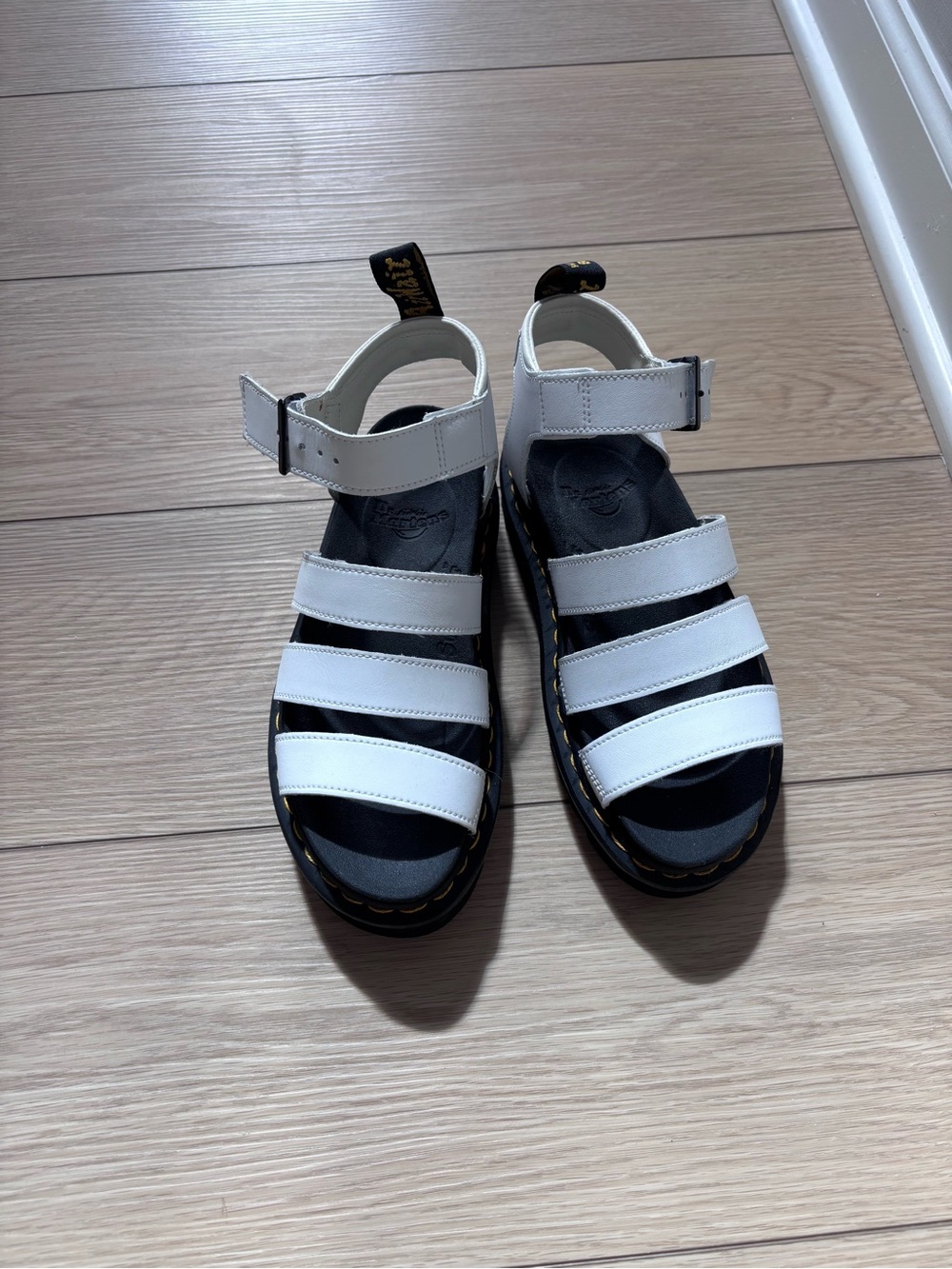 NWT Dr. Martens White Strappy Leather Sandals